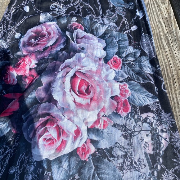 NWT HARD ROCK CAFE collector scarf - Picture 4 of 5